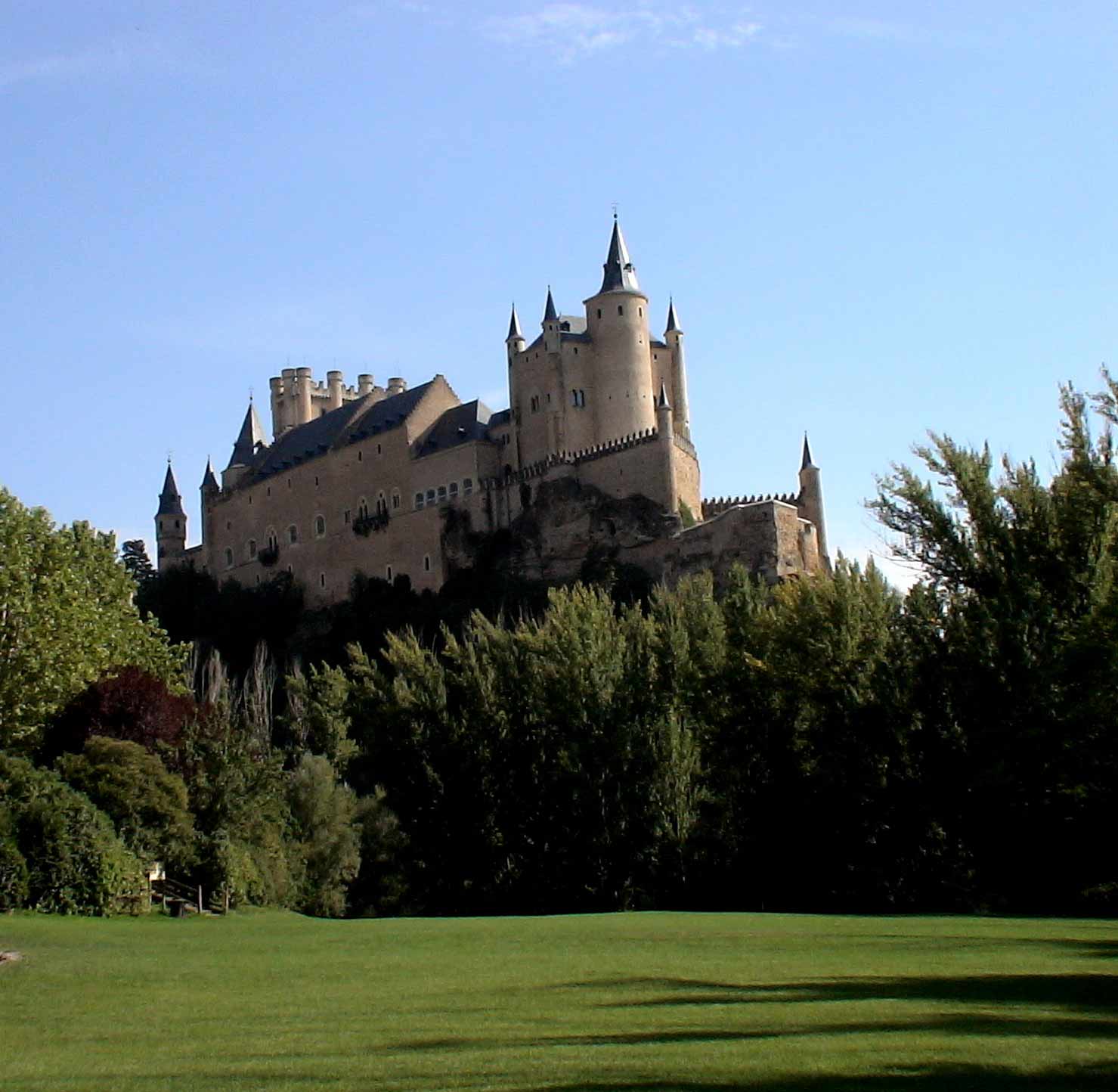 Alcazar-de-Segovia-2.jpg